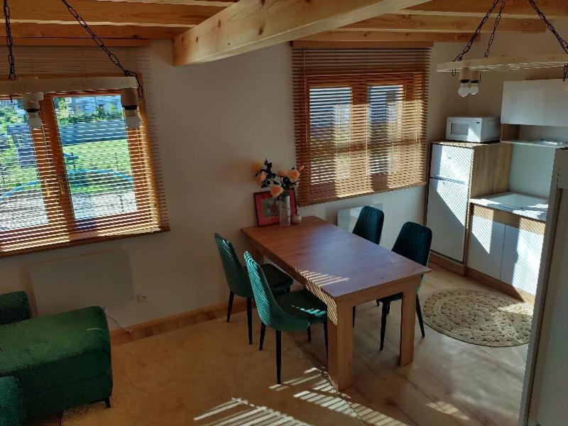 Kalinowy Sad Domki Z Jacuzzi I Sauna Mikołajki Екстериор снимка
