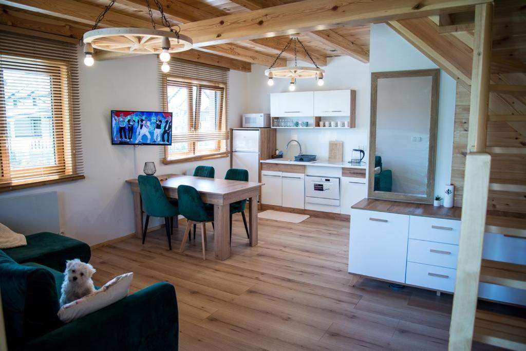 Kalinowy Sad Domki Z Jacuzzi I Sauna Mikołajki Екстериор снимка